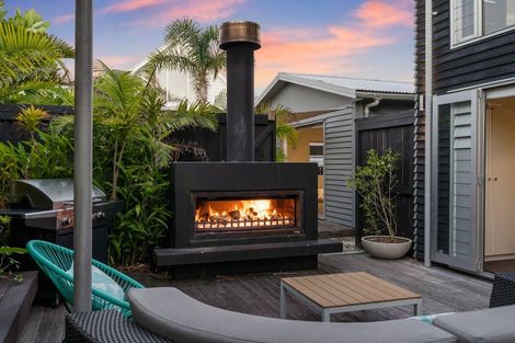 Photo of property in 312a Beverley Terrace, Whangamata, 3620