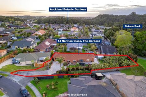 Photo of property in 14 Norman Close, The Gardens, Auckland, 2105