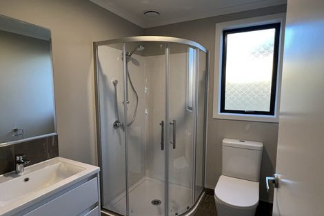 Photo of property in 2/41 Kenney Crescent, Fairfield, Hamilton, 3214