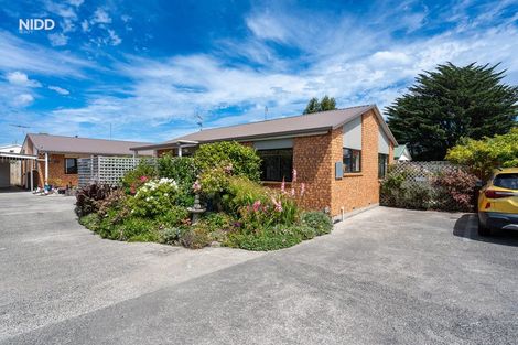 Photo of property in 27c Oxford Street, South Dunedin, Dunedin, 9012