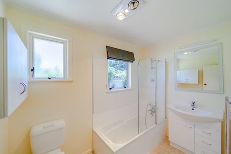 Photo of property in 36 Upham Street, Havelock North, 4130