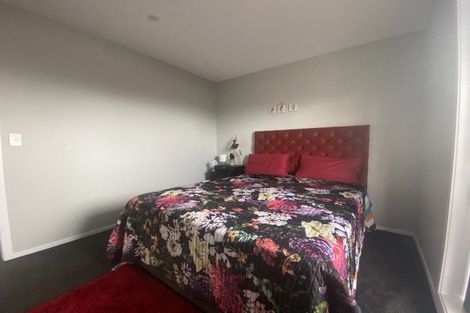 Photo of property in 1 Kopua Place, Whitby, Porirua, 5024