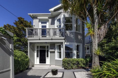 Photo of property in 15 Park Street, Thorndon, Wellington, 6011