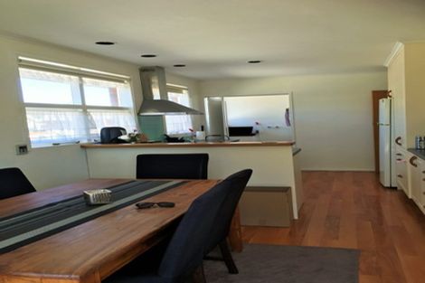 Photo of property in 122 Kings Crescent, Hutt Central, Lower Hutt, 5010