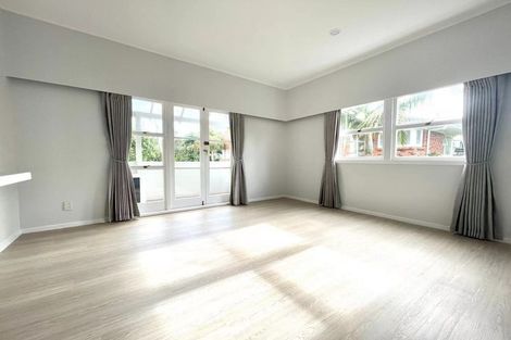 Photo of property in 1/22 Northumberland Avenue, Belmont, Auckland, 0622