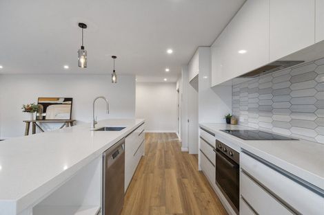 Photo of property in 2 Serenity Crescent, Kelvin Grove, Palmerston North, 4414