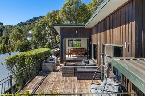 Photo of property in 354b Waikawa Road, Waikawa, Picton, 7220