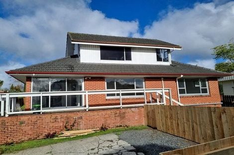 Photo of property in 43 Edmonton Road, Henderson, Auckland, 0612