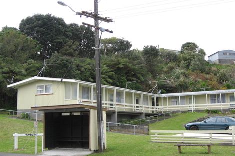 Photo of property in 126-130 Cook Street, Marfell, New Plymouth, 4310