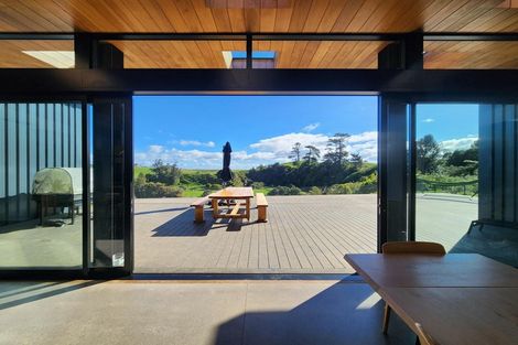 Photo of property in 91 Weld Road, Tataraimaka, New Plymouth, 4374