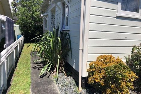 Photo of property in 3/45 East Street, Papakura, 2110