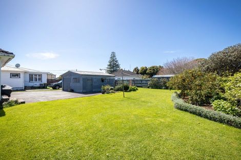 Photo of property in 131 Seaview Road, Westown, New Plymouth, 4310