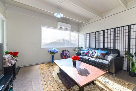Photo of property in 3/5 Keeling Road, Henderson, Auckland, 0612