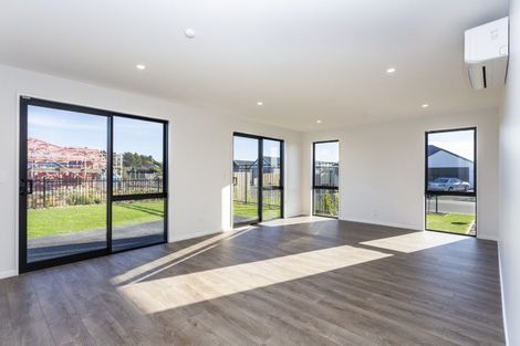 Photo of property in 10 Kakatai Place, North New Brighton, 8083