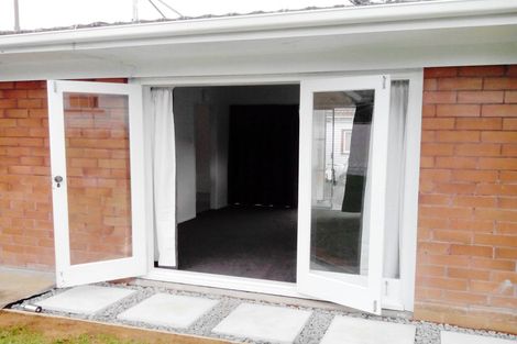 Photo of property in 1/1296 Dominion Road, Mount Roskill, Auckland, 1041