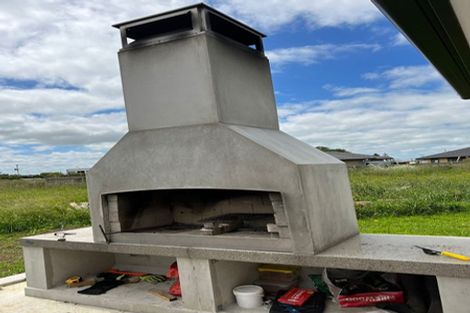 Photo of property in 32 County Drive, Hawera, 4610