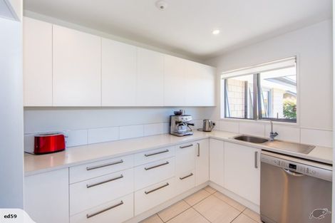 Photo of property in 25 Jacqueline Drive, West Melton, 7618