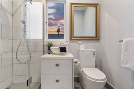 Photo of property in 1/23 Brandon Road, Glen Eden, Auckland, 0602