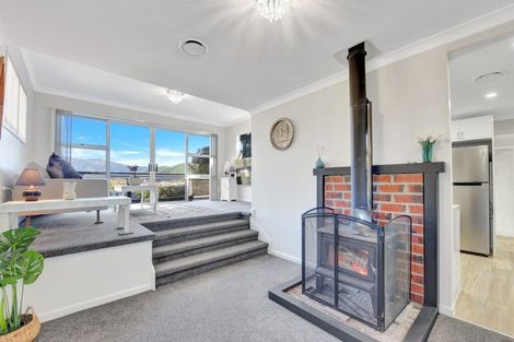 Photo of property in 12 Arthur Crescent, Waikawa, Picton, 7220