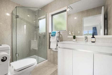 Photo of property in 21 Golden Morning Drive, Albany Heights, Auckland, 0632