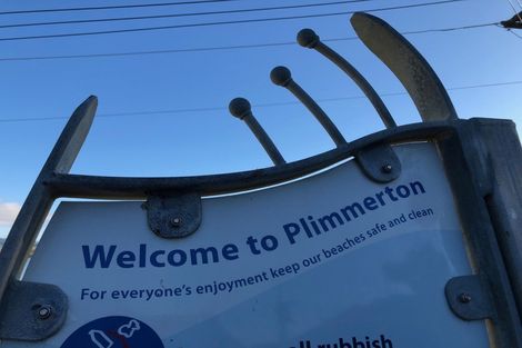 Photo of property in 3 Bath Street, Plimmerton, Porirua, 5026