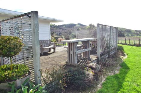 Photo of property in 1405 Masterton Castlepoint Road, Tauweru, Masterton, 5889