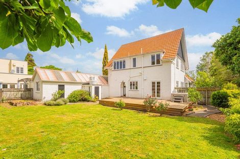 Photo of property in 4 Kent Road, Saint Johns Hill, Whanganui, 4501