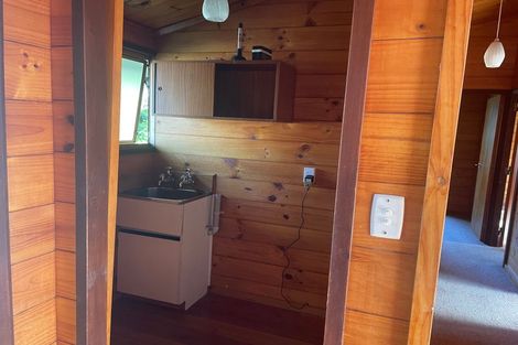 Photo of property in 12 Pennycook Place, Sunnyhills, Auckland, 2010