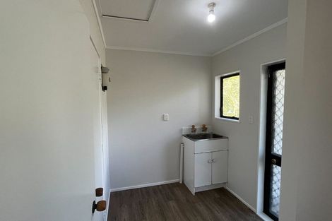 Photo of property in 2/107 Lake Road, Northcote, Auckland, 0627