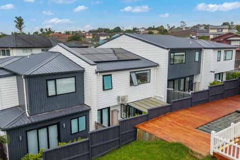 Photo of property in 79c Granville Drive, Massey, Auckland, 0614