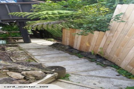 Photo of property in 16a Vonnell Place, Birkdale, Auckland, 0626