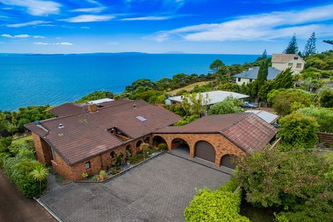 Photo of property in 60 Pacific Parade, Army Bay, Whangaparaoa, 0930