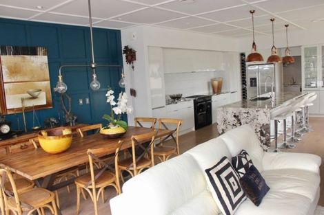 Photo of property in 15 Leeward Drive, Whitianga, 3510