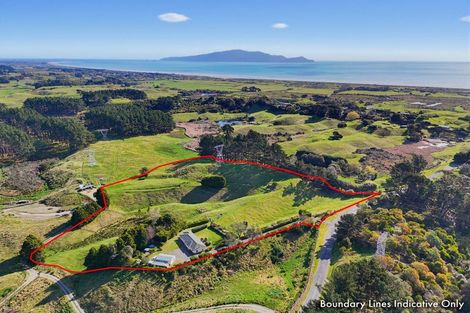 Photo of property in 141 Te Hapua Road, Te Horo, Otaki, 5581