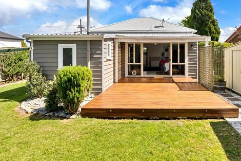 Photo of property in 5 Seymour Street, Hornby, Christchurch, 8042