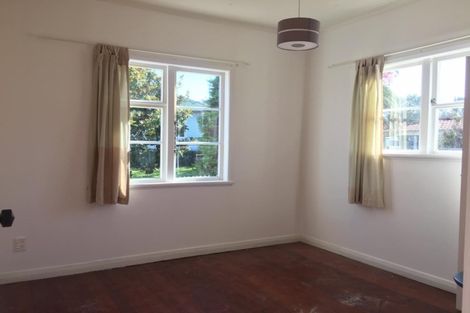 Photo of property in 10 Onewa Road, Northcote Point, Auckland, 0627