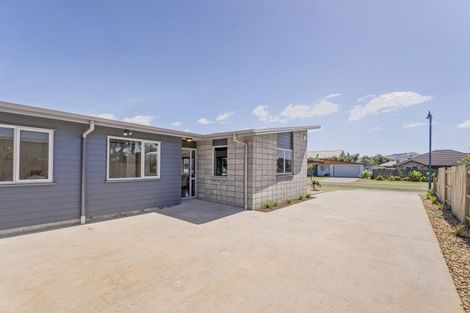 Photo of property in 3 Aquila Drive, Whitianga, 3510
