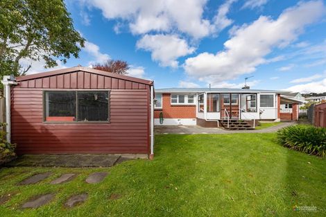 Photo of property in 15 Ruru Crescent, Heretaunga, Upper Hutt, 5018