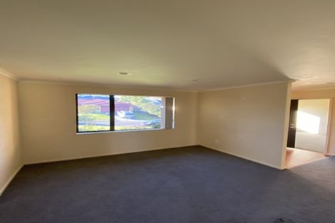 Photo of property in 6 Marbella Crescent, Oteha, Auckland, 0632