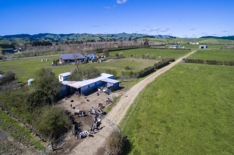 Photo of property in 62 Carter Road, Oratia, Auckland, 0604