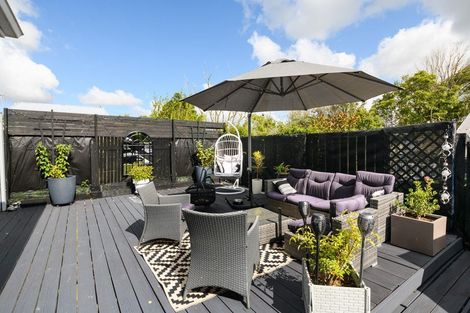 Photo of property in 76 Alexandra Street, Marton, 4710