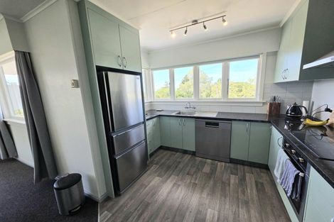 Photo of property in 6 Solway Street, Holmes Hill, Oamaru, 9401