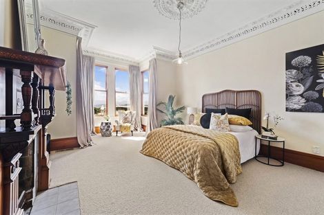 Photo of property in 5 Farm Road, Northland, Wellington, 6012