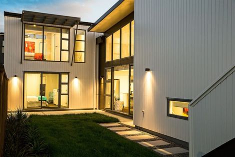 Photo of property in 4 Liquidambar Drive, Hobsonville, Auckland, 0616