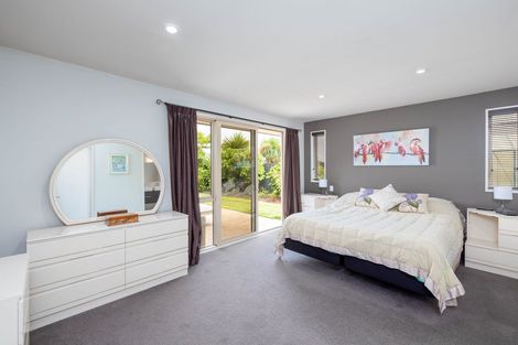 Photo of property in 14 Tawa Place, Parklands, Christchurch, 8083