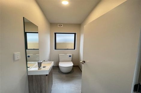 Photo of property in 23 Clayden Shuttleworth Street, Papakura, 2110