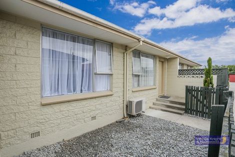 Photo of property in 2/79 Champion Street, Edgeware, Christchurch, 8013