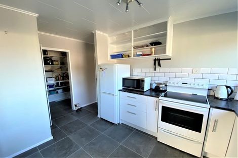 Photo of property in 2a Erin Street, Hawera, 4610