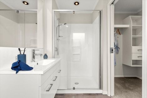 Photo of property in 225 Te Okuroa Drive, Papamoa, 3118