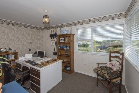 Photo of property in 65 Gorge Road, Maungaturoto, 0520